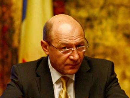 Băsescu, chemat să dea declaraţii în instanţă
